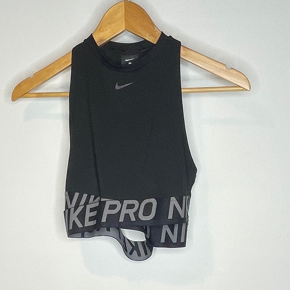 Nike Pro Sports Bra